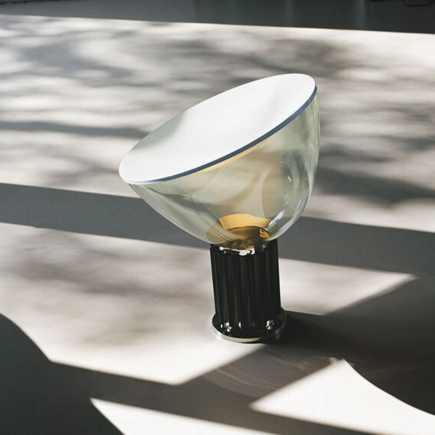 Taccia PMMA lampada da tavolo